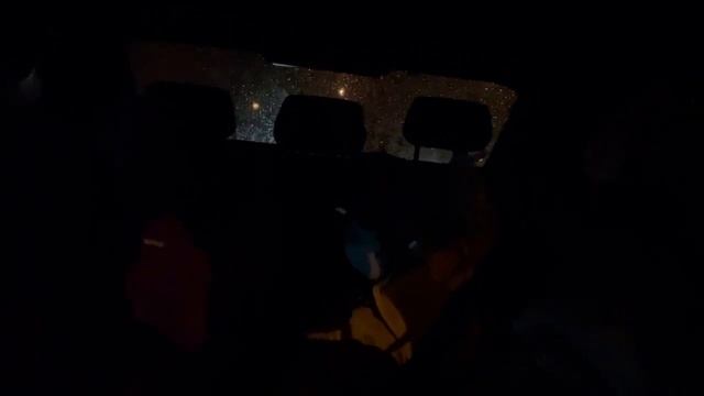 Забираем детей из садика и школы | Тренировка по теннису | Университет | Ресторан с поросенком | смотреть онлайн