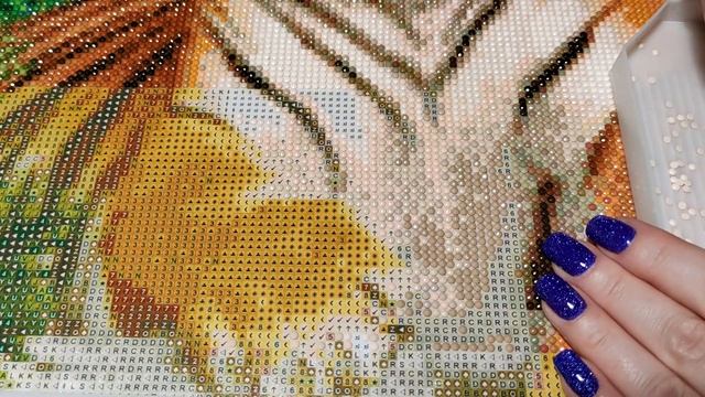 АМУРСКИЙ ТИГР! #14 Процесс выкладки страз. Алмазная мозаика. Diamond embroidery. TimeLapse смотреть онлайн