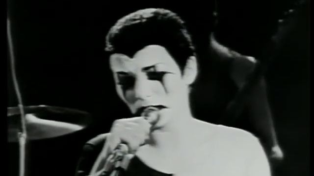 WENDY SADDINGTON & JEFF ST. JOHN - DON'T GET ME WRONG (1971) смотреть онлайн