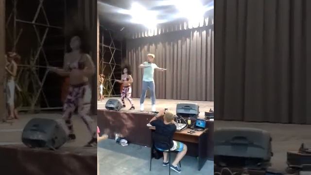 Зумба 27.07.14 в Бабушкинском парке смотреть онлайн