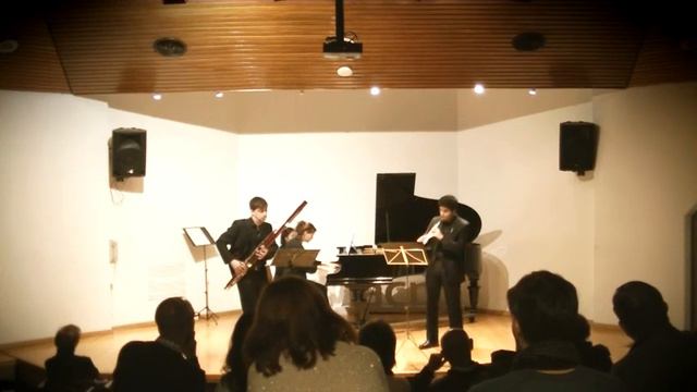 F. Poulenc: trío para oboe, fagot y piano смотреть онлайн