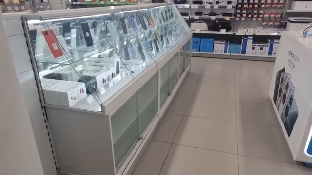 Прогулка с Юрой смотреть онлайн