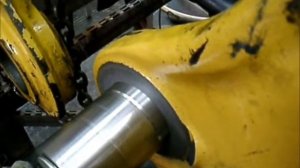 CAT замена втулок стрелы