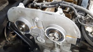 Ford Focus 2 1.6L Замена комплекта ГРМ + помпа.