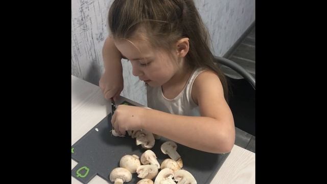 Вкуснейшая пицца. Готовим дома) смотреть онлайн