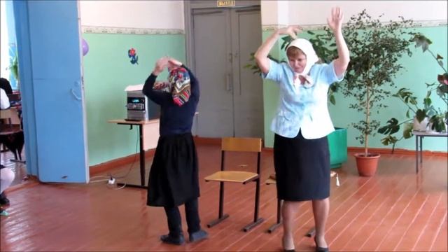 Сценка "Бабки" на "День Матери" смотреть онлайн