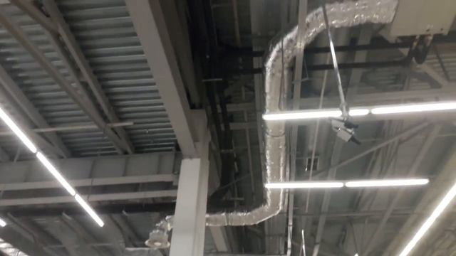 Новосибирск. Прорвало крышу Гиганта. смотреть онлайн