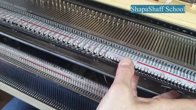 Как навесить гребенку на вязальную машину. Интересный способ смотреть онлайн