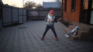 Зажигательный танец Двигайся - замри