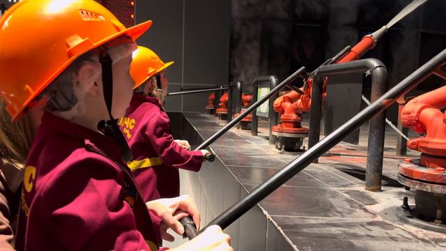 Москва kid’s city Влад а 4 Спасатели делают свое дело смотреть онлайн