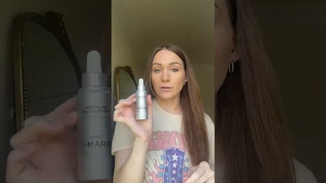 Honest Review of the Jan Marini Skin Research Bioclear Face Lotion смотреть онлайн