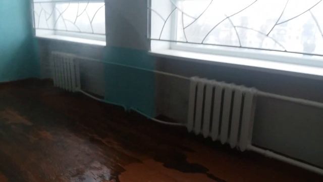 Прорвало трубу в школе смотреть онлайн