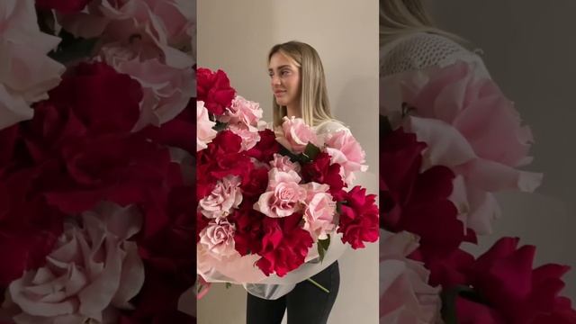 Авторский дуобукет из французских роз Pink Mondiale и Pink Floyd - Обзор смотреть онлайн