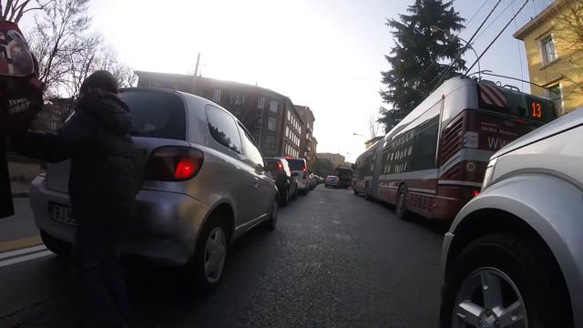 B2W - 20170313 - Near miss in via Murri смотреть онлайн