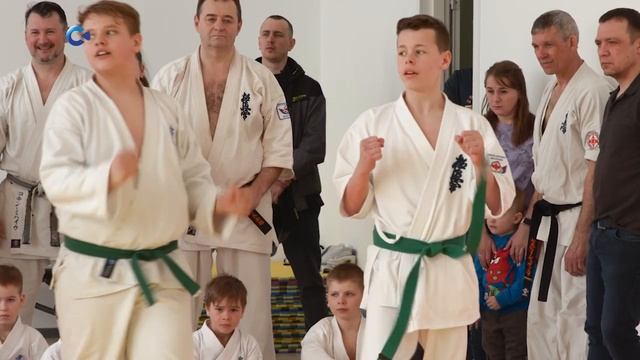 Ещё один спортивный зал открылся на втором этаже универмага «Карелия Маркет» смотреть онлайн