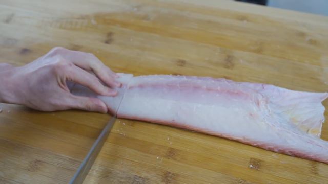 【奇異小北】分解15斤的超大鴉片魚，做成吃不起的樣子！
