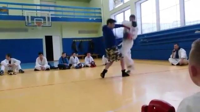Кинг бокс Гаго Акобович Саакян смотреть онлайн