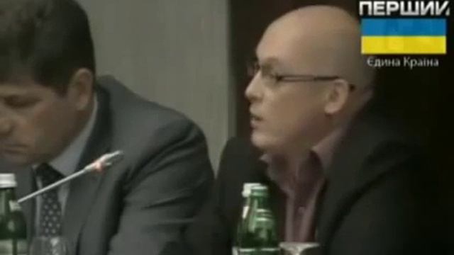 Житель Луганска объяснил Авакову что он и кто он. смотреть онлайн