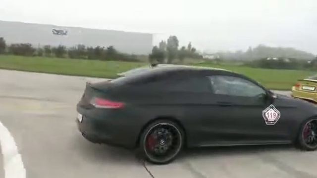 Mersedes benz c 64 s vs BMW M 4 смотреть онлайн