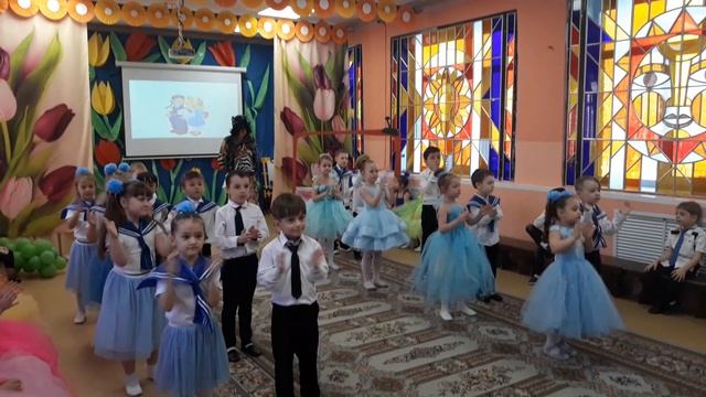 Праздник-День защитника отечество.
Танец "Моряки и морячки" смотреть онлайн