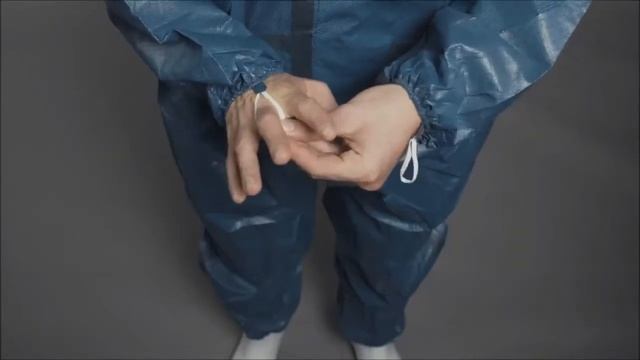 Защитный комбинезон Тип 3B - как правильно надевать и снимать? смотреть онлайн