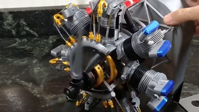 7-Cylinder Radial Engine Running смотреть онлайн