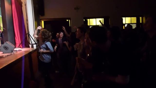 Mňága a Žďorp - Písnička pro tebe + křest Petr Zelenka смотреть онлайн