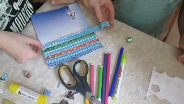 Как украсить обложку своей тетради смотреть онлайн