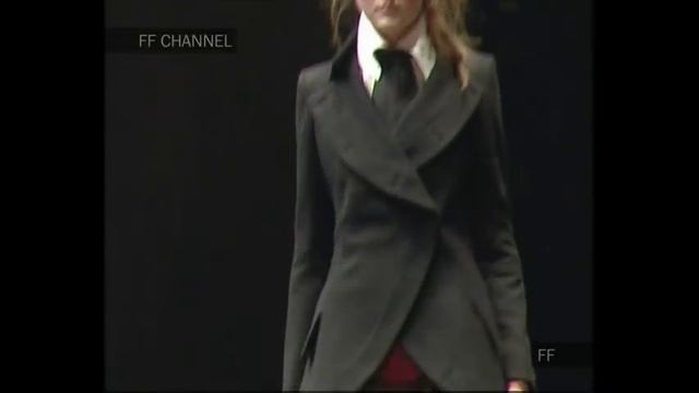 Alexander McQueen | Fall Winter 2006/2007 Full Show | Exclusive смотреть онлайн