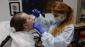 Арт - Синтез. Синтез Пирсинга. Прокол языка. Пирсинг - Мастер Елена Третьякова.