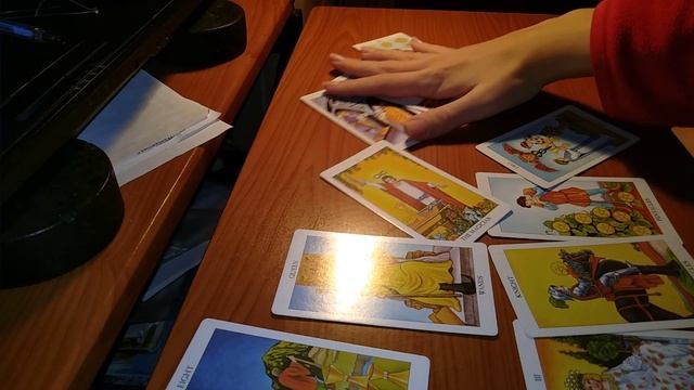 Гадание Таро на чувства человека / Соперница смотреть онлайн