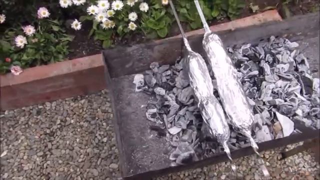 Шашлык из картофеля с салом на мангале. #мангальныесубботы смотреть онлайн