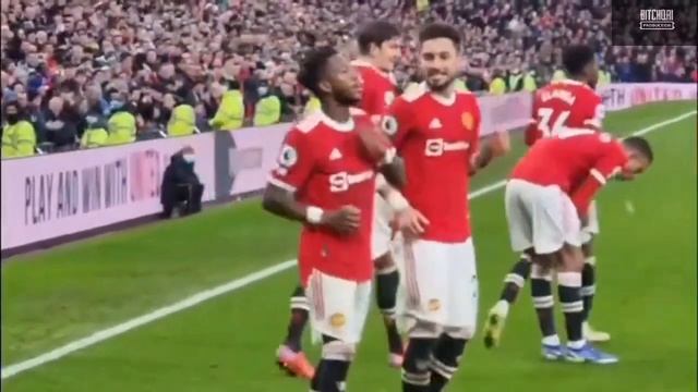 Manchester United vs Crystal Palace | Fred Rodrigues X Alex Telles | Samba Dance X Poco-Poco смотреть онлайн
