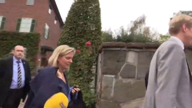 Här ska ministrarna bli kompisar смотреть онлайн