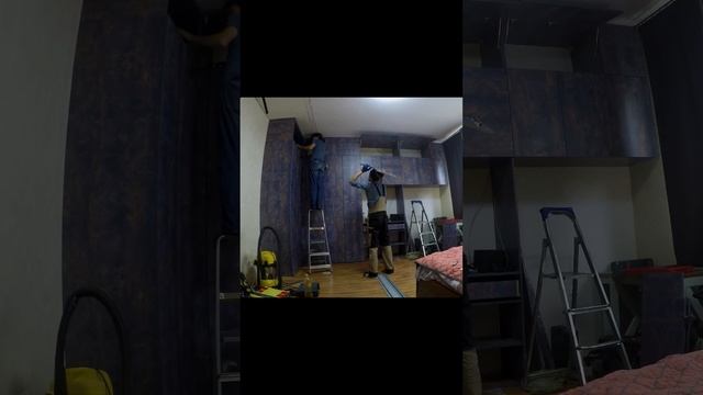 ЗДОРОВЫЙ ШКАФ ВО ВСЮ СТЕНУ • подробнее в описании! // сборка и монтаж шкафа смотреть онлайн
