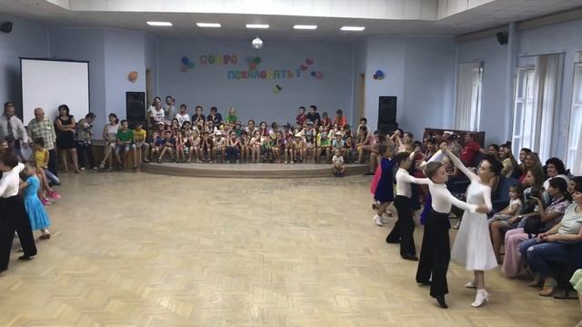 Медленный вальс "Мои года - мое богатство", средняя группа смотреть онлайн