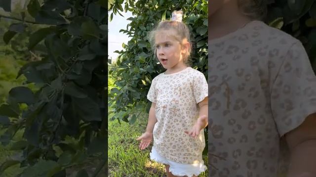 Девочка в 3 года рассказывает стихотворение, актриса ? смотреть онлайн