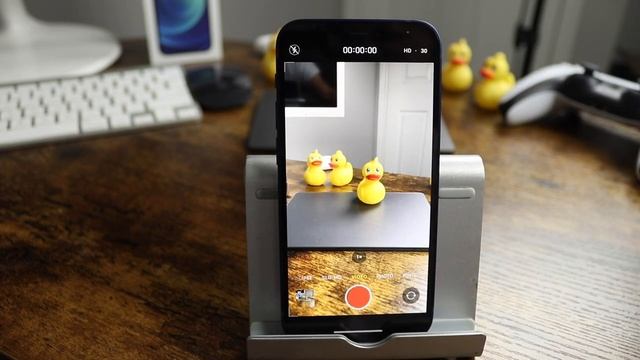 How To Use The iPhone 12 Mini Camera Tips & Tutorial смотреть онлайн