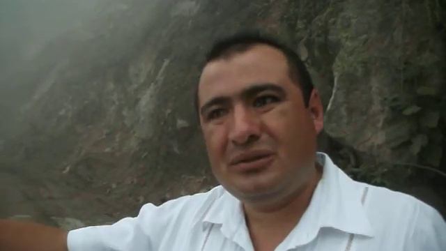 Tetipac, entrevista Néstor Serrano sobre daños a carretera a Taxco смотреть онлайн
