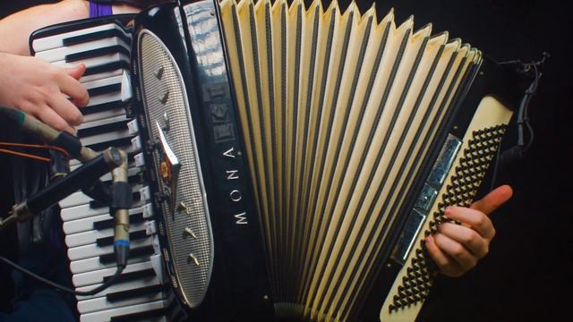 Star Trek: First Contact theme accordion cover смотреть онлайн