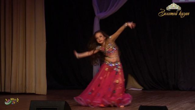 ВОСТОЧНЫЙ ТАНЕЦ / ЭСТРАДНАЯ ПЕСНЯ ДЕТИ / ЭМИЛИЯ САБИРОВА // YEY by JOSEPH ATTIEH / BELLYDANCE KID смотреть онлайн