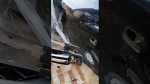 Как легко снять заднюю ручку Джили Эмгрант х7