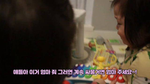 [SUB] 쌍둥이 자매 나나의 일상 | 쌍둥이 싸움 | 쌍둥이 육아 | 16개월 쌍둥이 смотреть онлайн