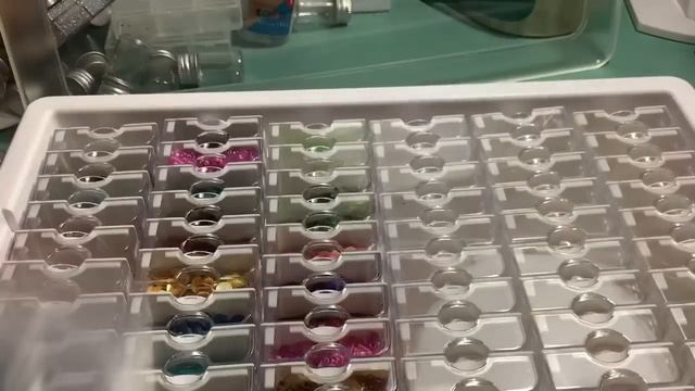 Sequin Storage Smackdown : Joann bead tray VS Harbor Freight Box смотреть онлайн