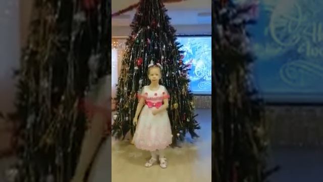 Песня " Кабы не было зимы" смотреть онлайн