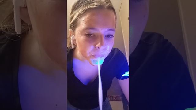 whitening my teeth nsfw it is gross and taste nasty and little bit burns смотреть онлайн