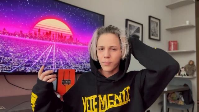 ВАШИ РОДИТЕЛИ ТИРАНЫ? / КАК ЖИТЬ ОДНОМУ С 10 ЛЕТ??? смотреть онлайн