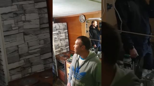 ЭДВАРД БИЛ ПРИЕХАЛ К ДИМОНУ ЗАМИНИРОВАННОМУ ТАПКУ смотреть онлайн