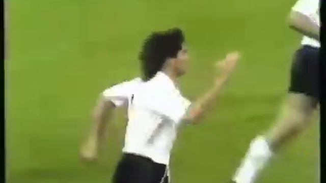 Frank Farina (Club Brugge) - 01/11/1989 - Rapid Viena-AUT 4x3 Club Brugge - 1 gol смотреть онлайн