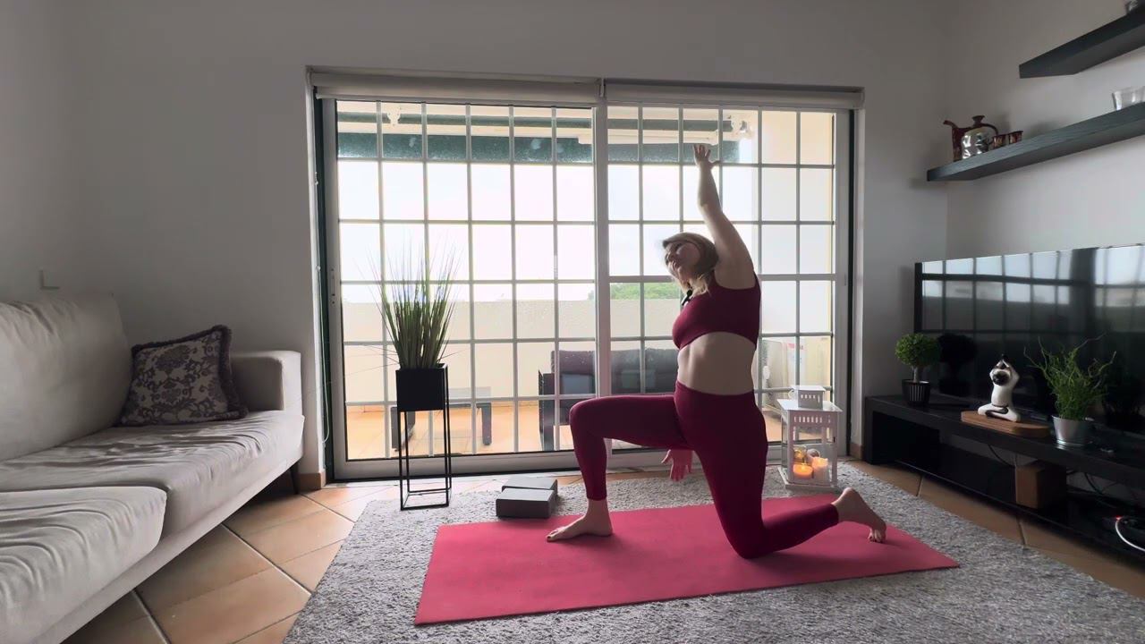 Йога для здорового позвоночника и осанки смотреть онлайн